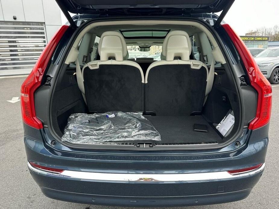 new 2025 Volvo XC90 car, priced at $60,177