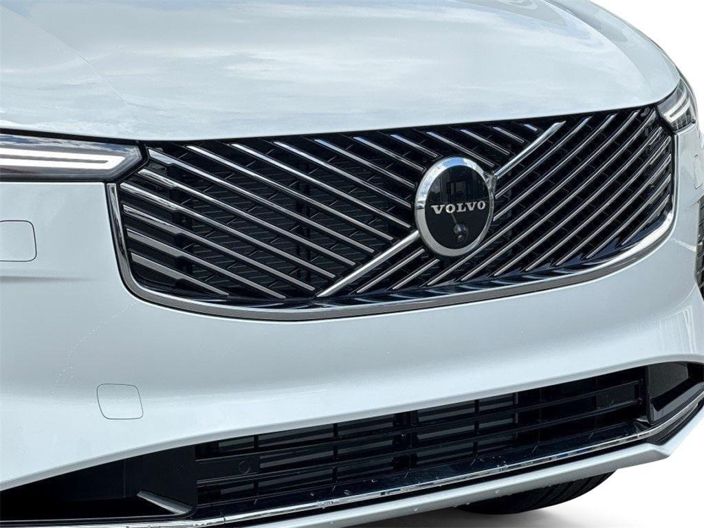 new 2025 Volvo XC90 Plug-In Hybrid car, priced at $75,441