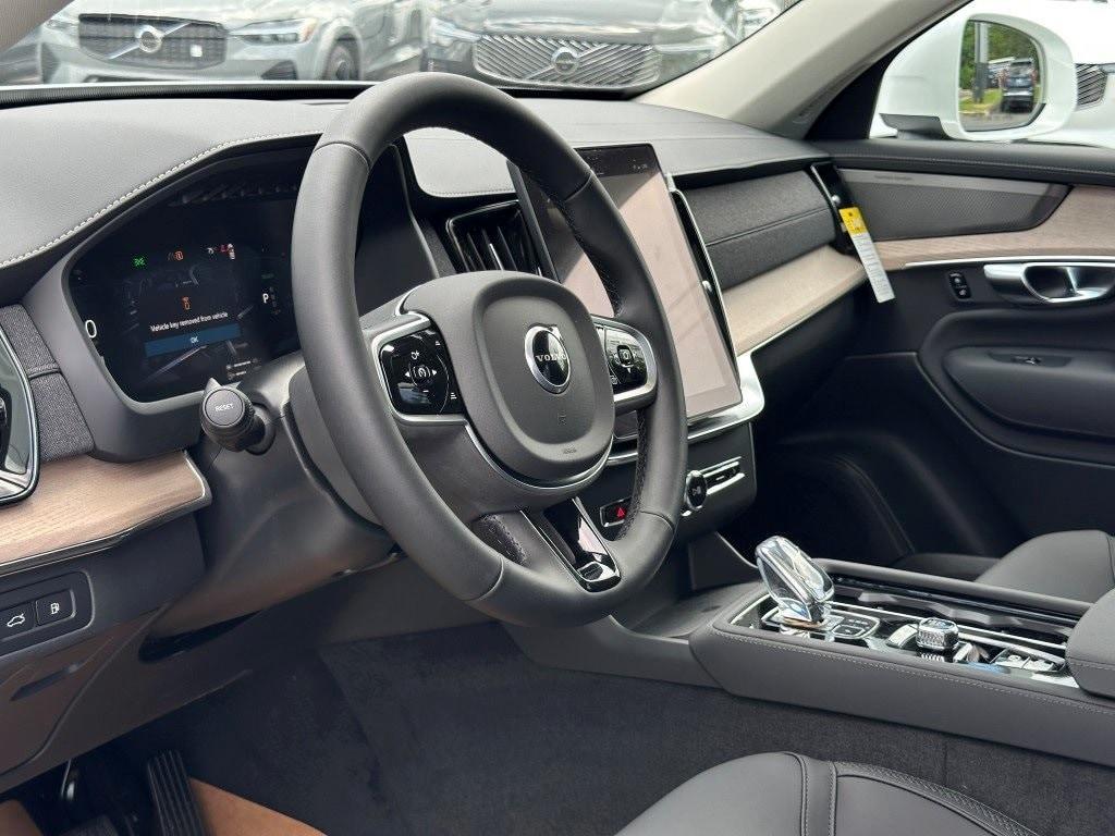 new 2025 Volvo XC90 Plug-In Hybrid car, priced at $77,895