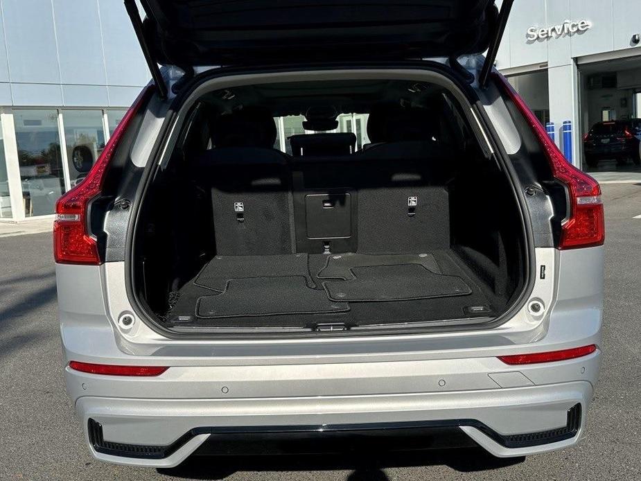 used 2024 Volvo XC60 Recharge Plug-In Hybrid car, priced at $52,280