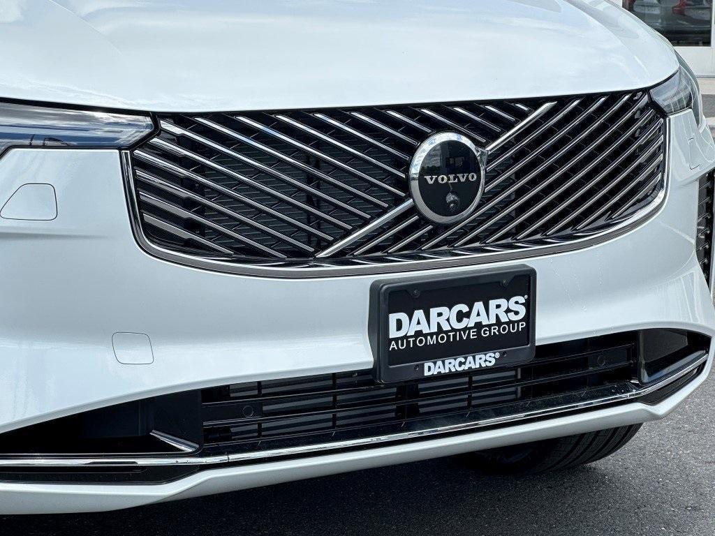 new 2025 Volvo XC90 Plug-In Hybrid car, priced at $75,441