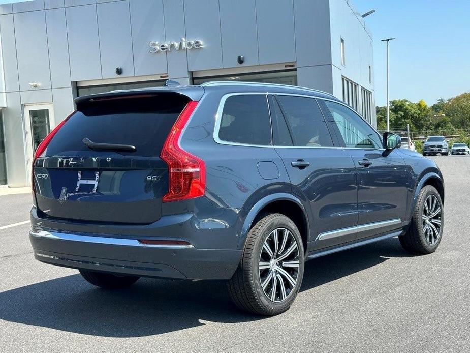 new 2025 Volvo XC90 car, priced at $60,177