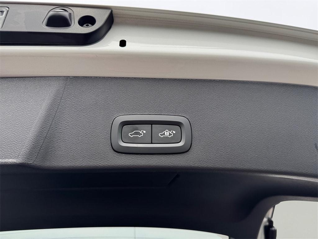 used 2023 Volvo XC40 Recharge Pure Electric car, priced at $36,380
