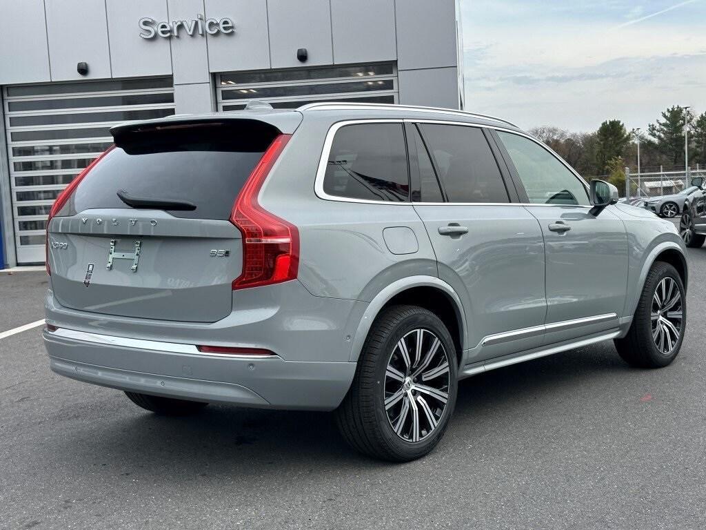 new 2025 Volvo XC90 car, priced at $60,177