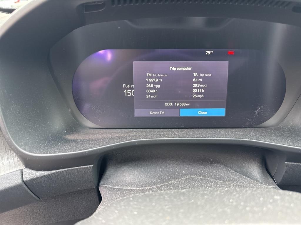 used 2023 Volvo XC40 car, priced at $32,480