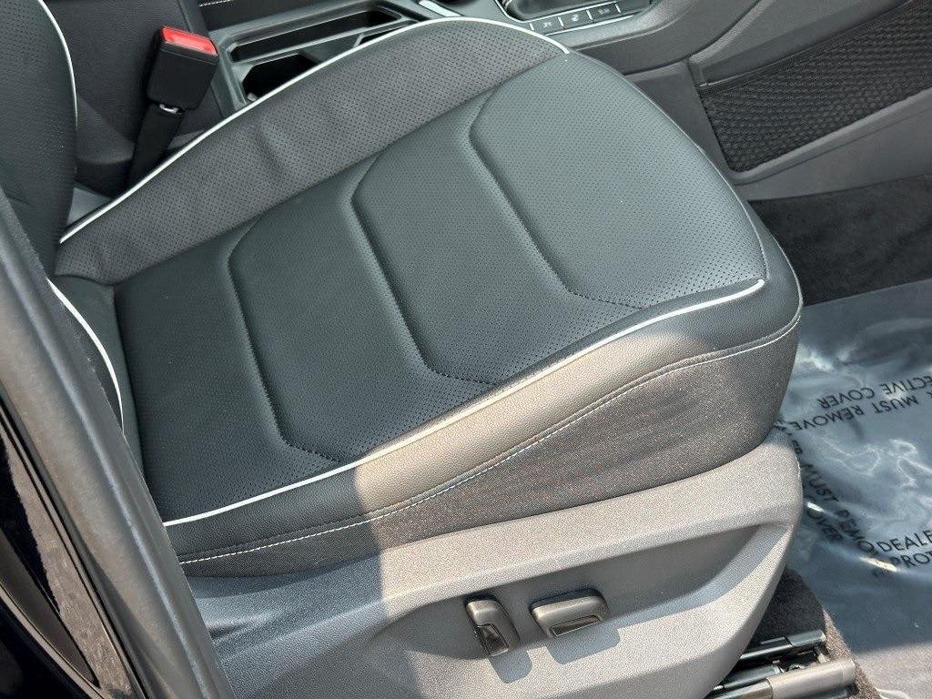 used 2022 Volkswagen Tiguan car, priced at $28,580