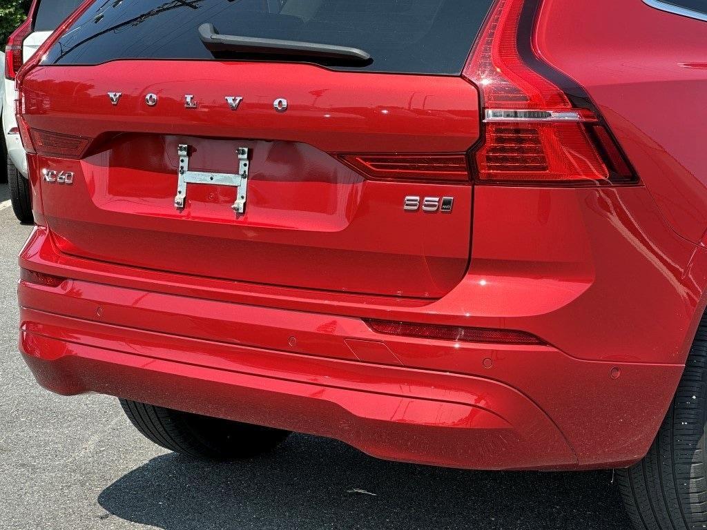 used 2022 Volvo XC60 car, priced at $33,980