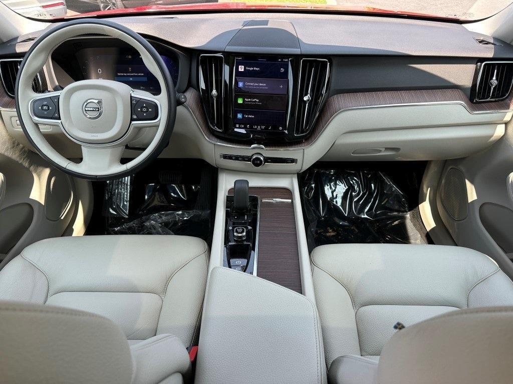 used 2022 Volvo XC60 car, priced at $33,980