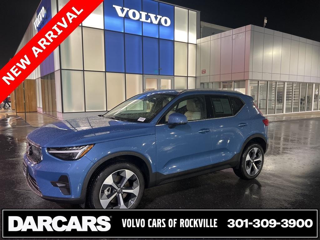 used 2025 Volvo XC40 car, priced at $47,980