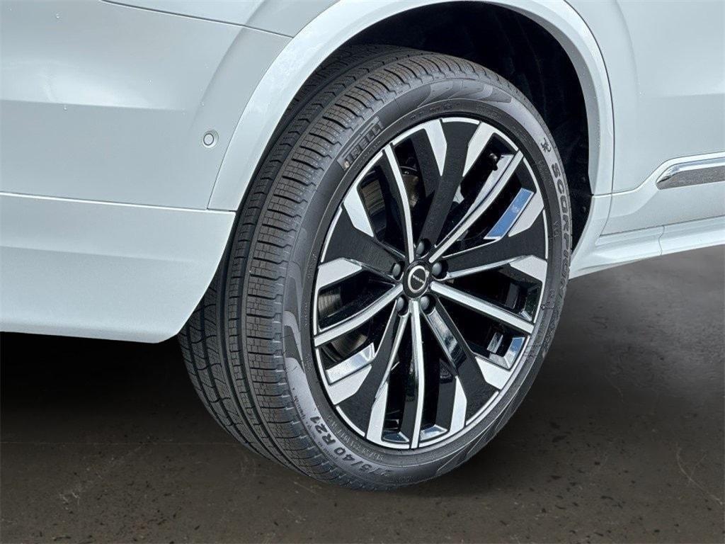 new 2025 Volvo XC90 Plug-In Hybrid car, priced at $75,441