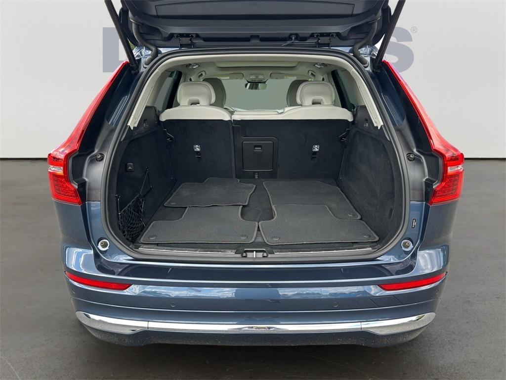 used 2023 Volvo XC60 car, priced at $42,980