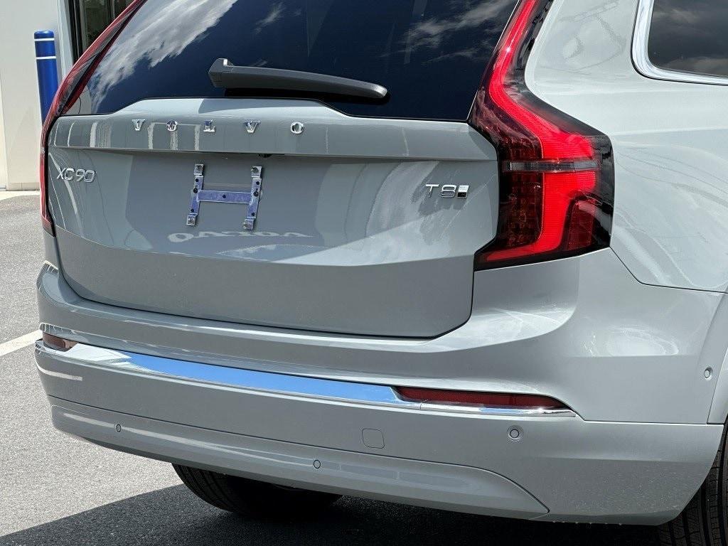 new 2025 Volvo XC90 Plug-In Hybrid car, priced at $75,441