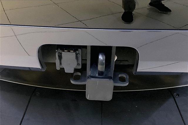 used 2024 Land Rover Discovery car, priced at $56,000