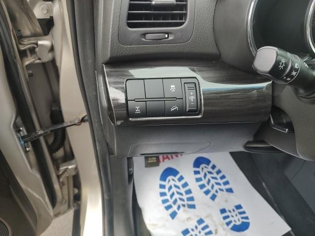 used 2013 Kia Sorento car, priced at $9,995
