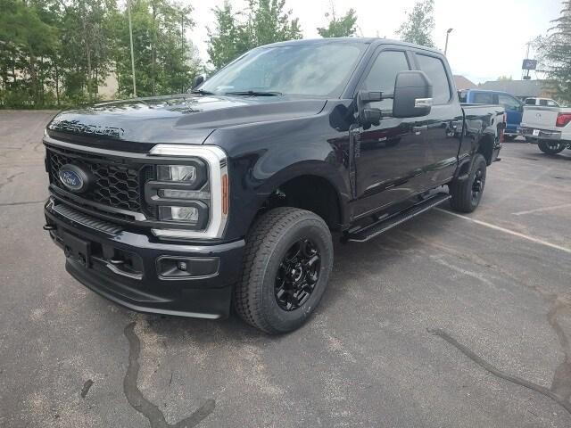new 2025 Ford F-350 car, priced at $61,285