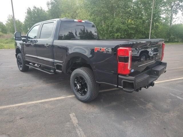 new 2025 Ford F-350 car, priced at $61,285