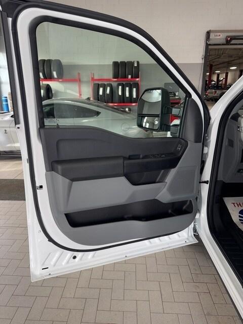 new 2024 Ford F-350 car, priced at $55,798