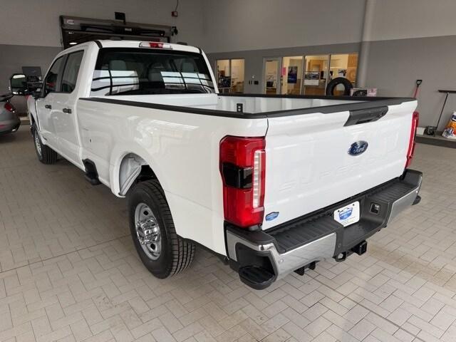 new 2024 Ford F-350 car, priced at $54,678
