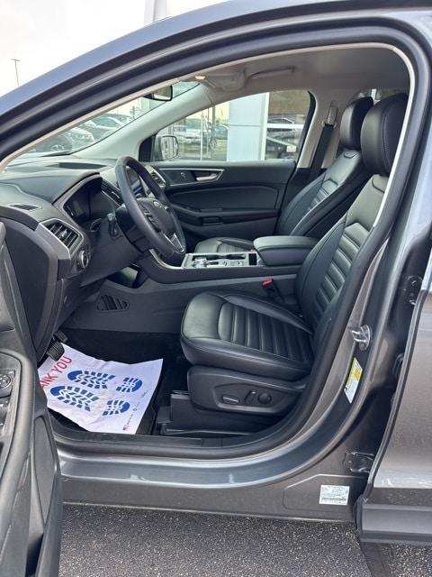 used 2024 Ford Edge car, priced at $30,995