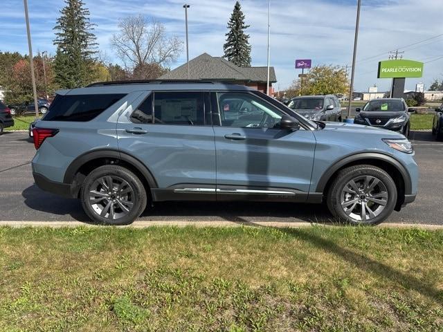 new 2025 Ford Explorer car, priced at $50,365