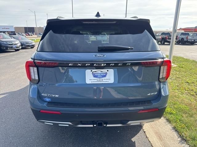 new 2025 Ford Explorer car, priced at $50,365