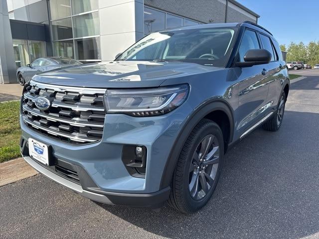 new 2025 Ford Explorer car, priced at $50,365