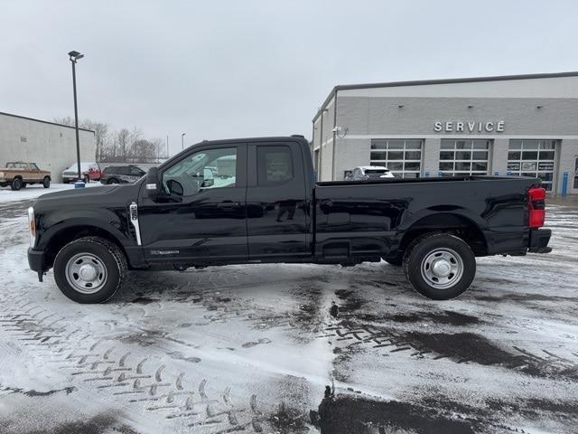 new 2024 Ford F-350 car, priced at $62,540