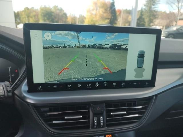 new 2025 Ford Escape car, priced at $30,740