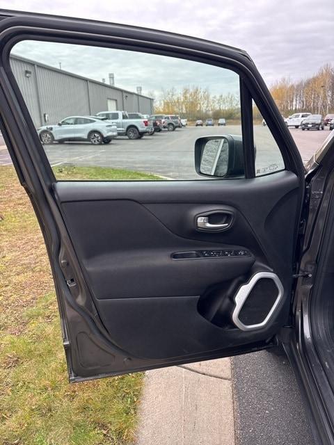 used 2020 Jeep Renegade car, priced at $16,995