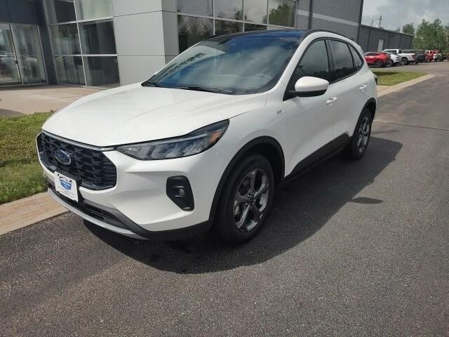 new 2025 Ford Escape car, priced at $35,450