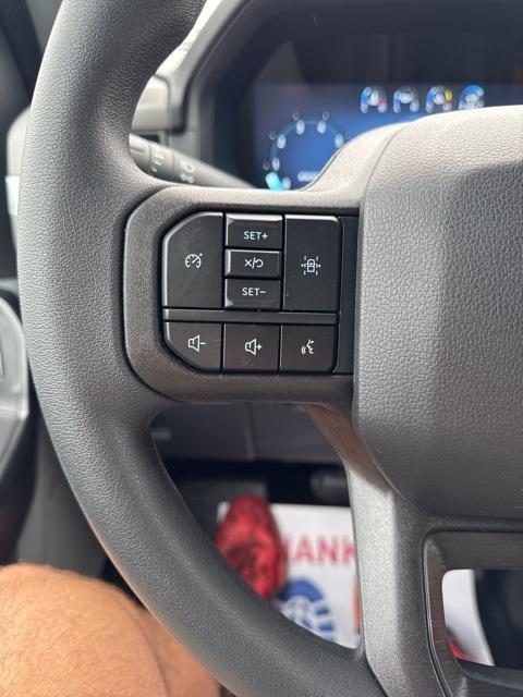 new 2024 Ford F-150 car, priced at $41,009