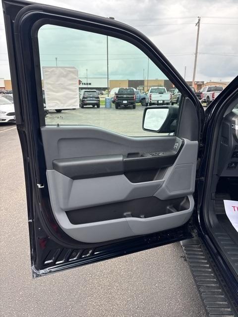new 2024 Ford F-150 car, priced at $41,009