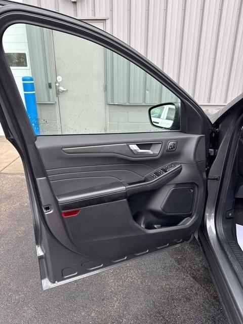 used 2023 Ford Escape car, priced at $25,995