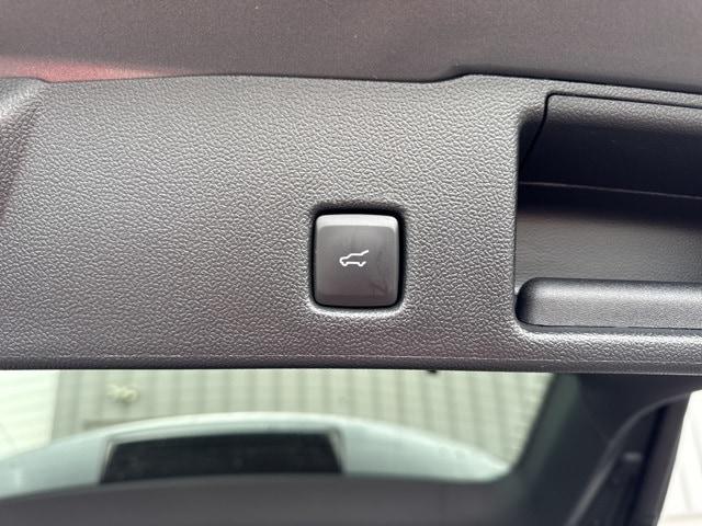 used 2023 Ford Escape car, priced at $25,995