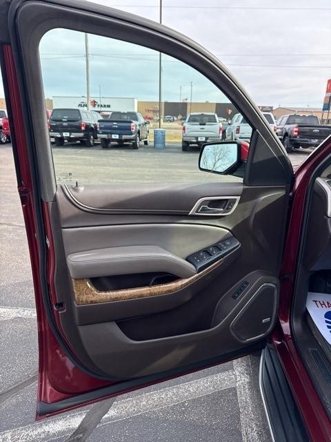 used 2016 GMC Yukon car, priced at $24,995