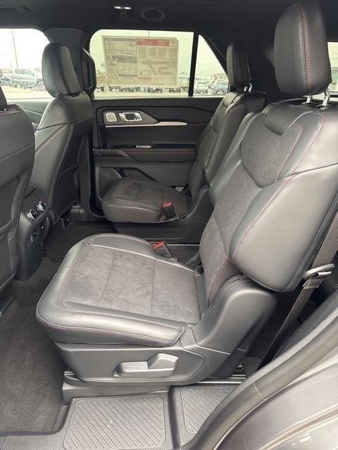 new 2025 Ford Explorer car, priced at $61,885