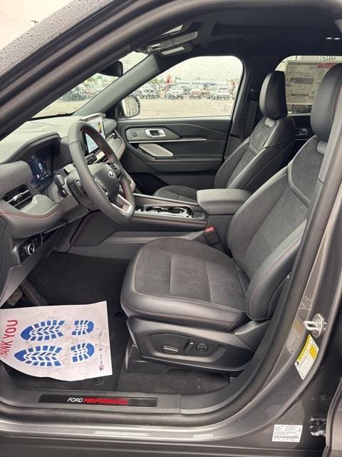 new 2025 Ford Explorer car, priced at $61,885