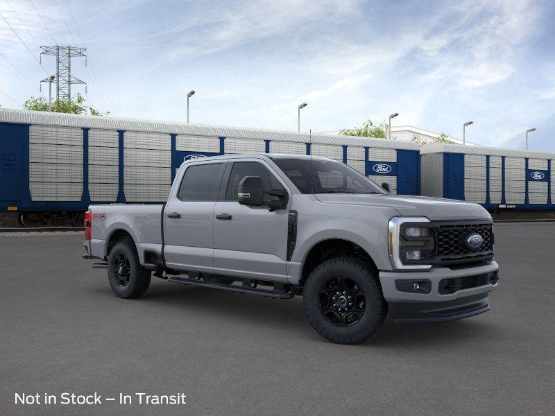 new 2025 Ford F-350 car