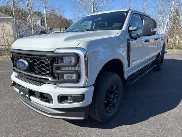 new 2025 Ford F-350 car, priced at $62,965