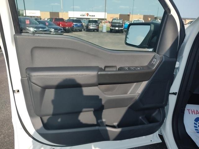 new 2025 Ford F-150 car, priced at $48,632