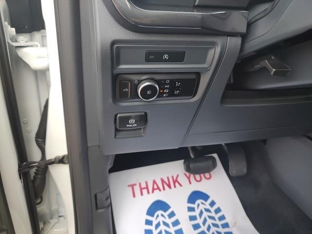 new 2025 Ford F-150 car, priced at $48,632