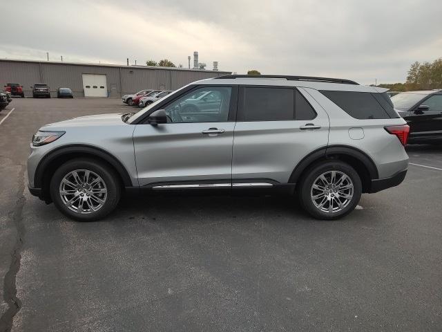 new 2025 Ford Explorer car, priced at $47,305