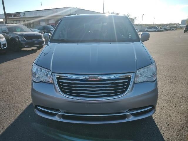 used 2016 Chrysler Town & Country car, priced at $9,995