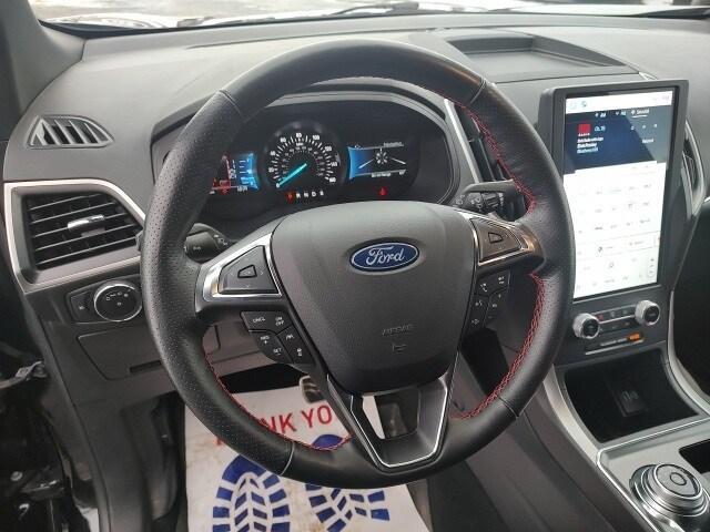 used 2022 Ford Edge car, priced at $27,995