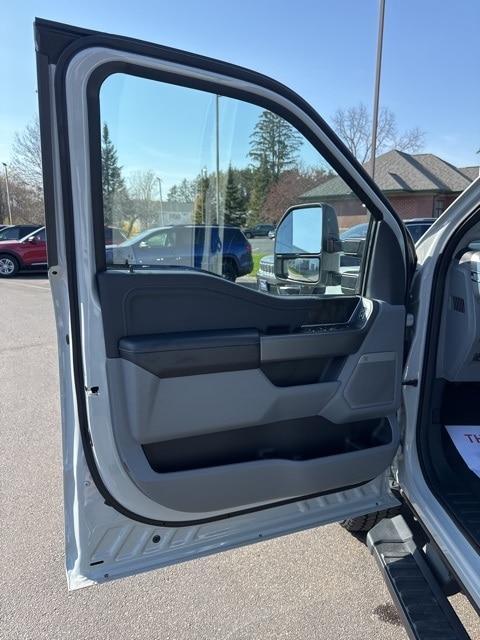 new 2025 Ford F-250 car, priced at $68,775