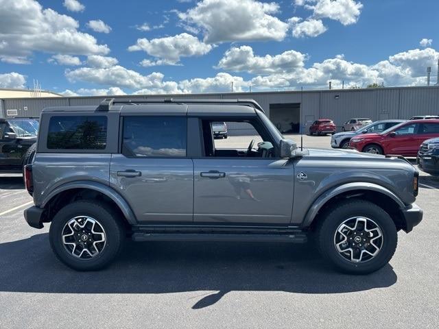 new 2024 Ford Bronco car, priced at $51,300