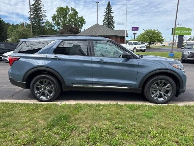new 2025 Ford Explorer car, priced at $49,805