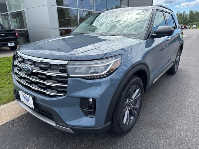 new 2025 Ford Explorer car, priced at $49,805