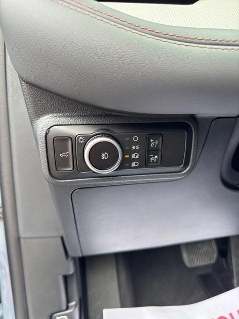 new 2025 Ford Explorer car, priced at $49,805