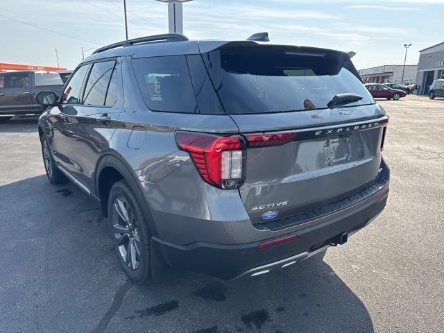 new 2025 Ford Explorer car, priced at $47,695